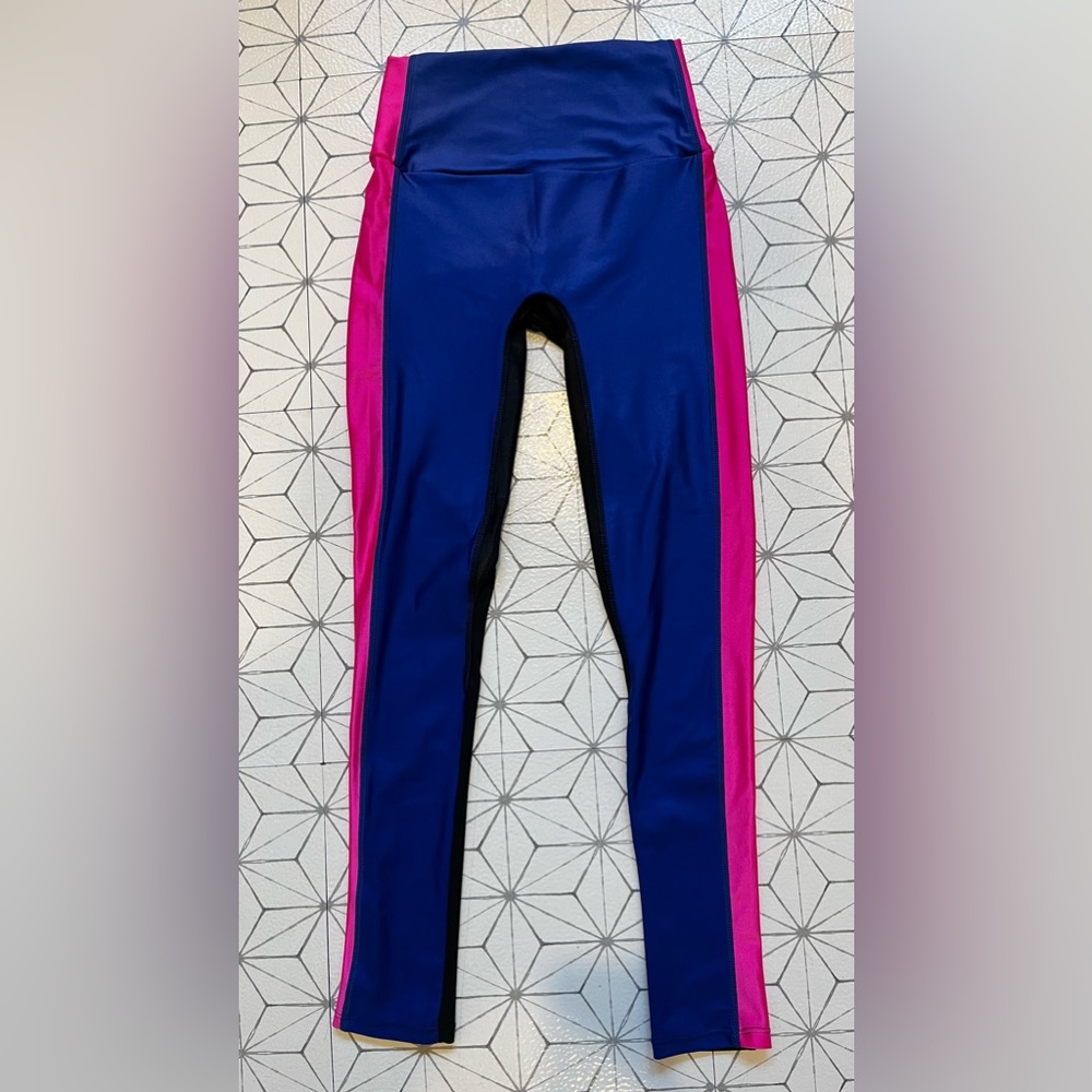 K-Deer capri yoga leggings, Small